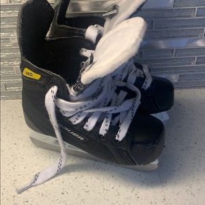 Bauer hockey skates